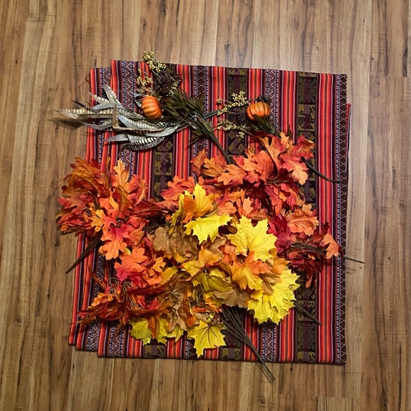 Bundle Autumn Floral Artificial Flower 🍁 Bunches (14 Total Bunches) - Picture 2 of 16